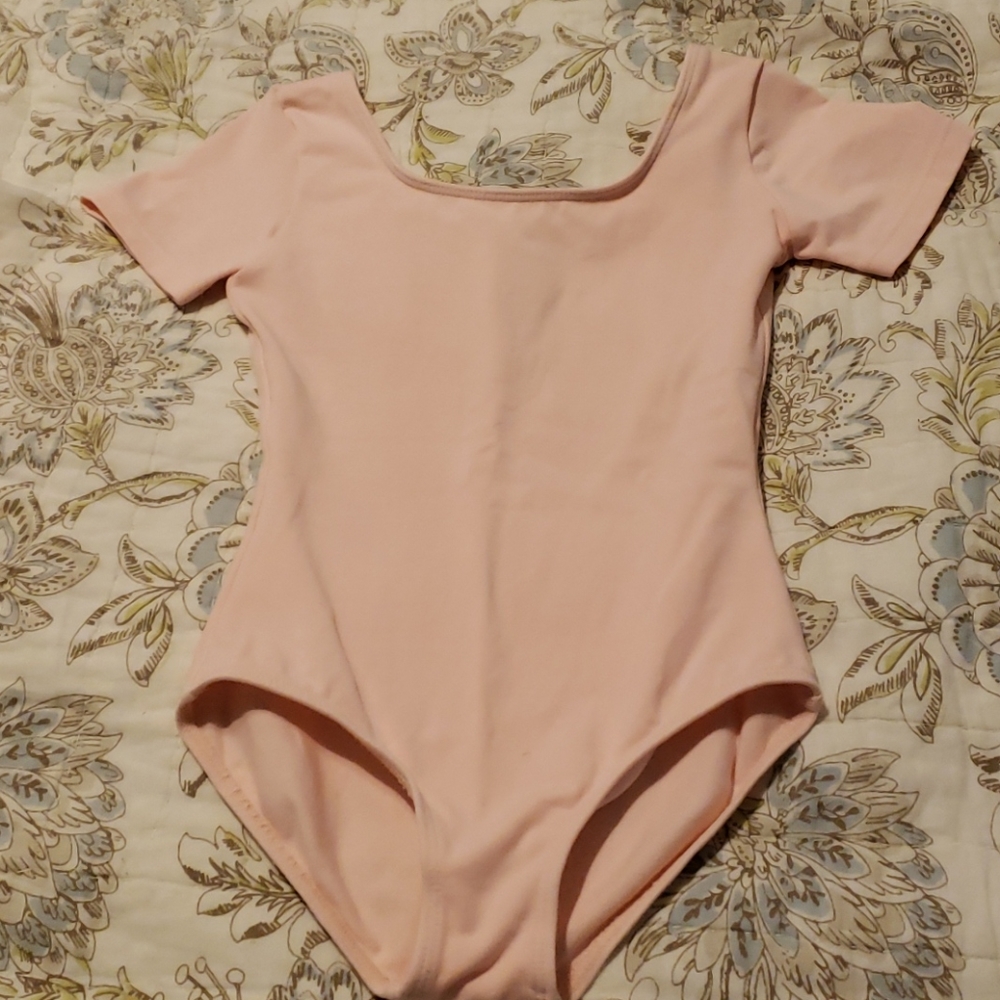 Bloch Girls 4-6 pink leotard